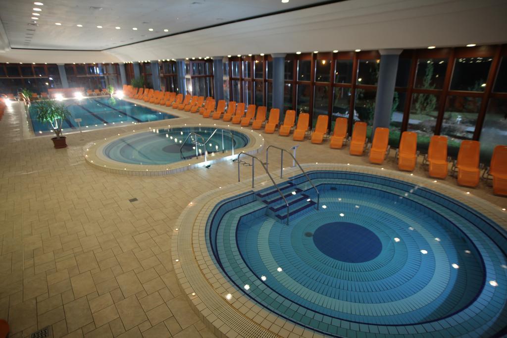 Birdland Villapark Golf ViewBük エクステリア 写真